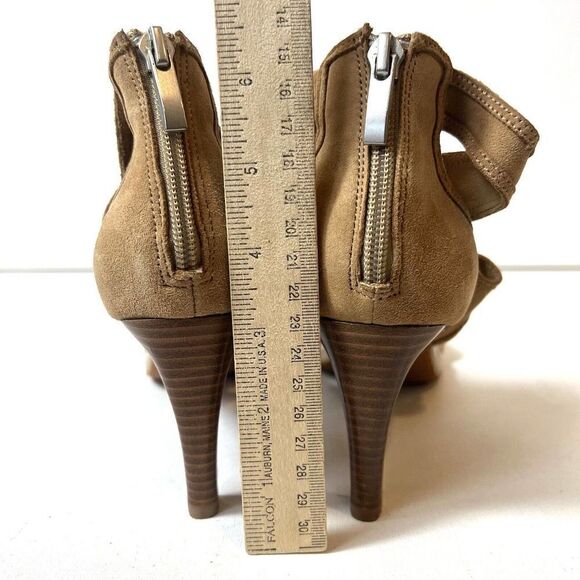Tahari Suede Leather Heeled Sandals Women's Sz 9M Brown Beige Open Toe Back Zip - Picture 9 of 12